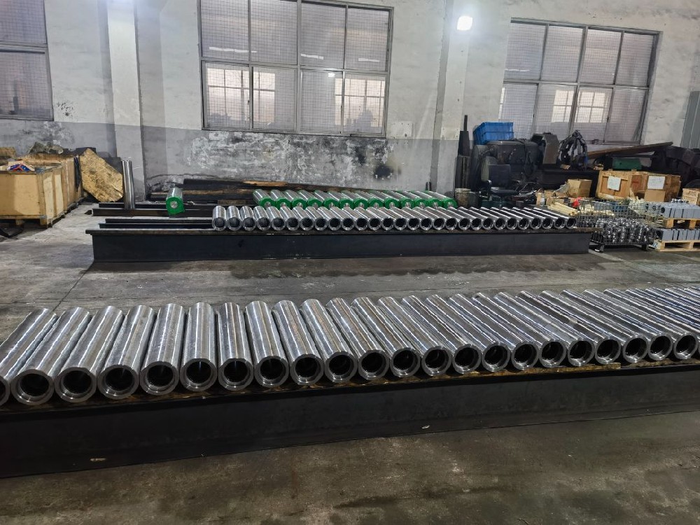 Manufacturing technology of casting roll